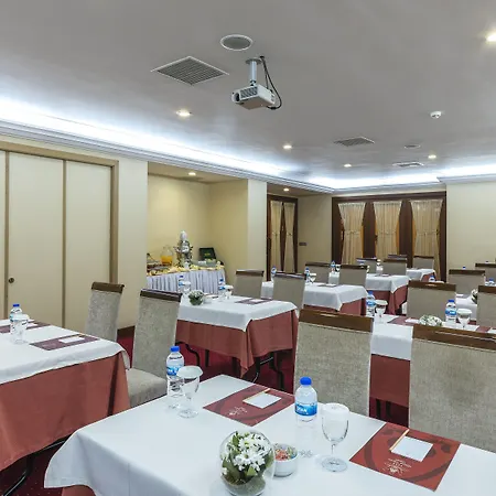 Отель Grand Yavuz Sultanahmet 4*