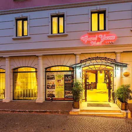 Grand Yavuz Sultanahmet 4*