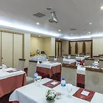 Hotel Grand Yavuz Sultanahmet 4*