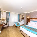 Hotel Grand Yavuz Sultanahmet 4*