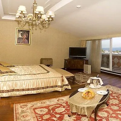 Grand Yavuz Sultanahmet 4*