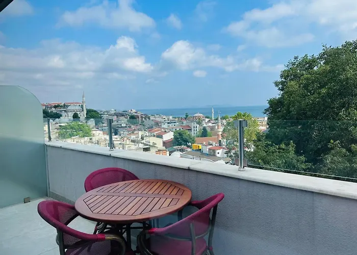 מלון Grand Yavuz Sultanahmet 4*