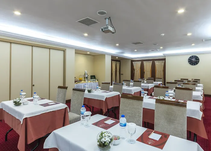 מלון Grand Yavuz Sultanahmet 4*