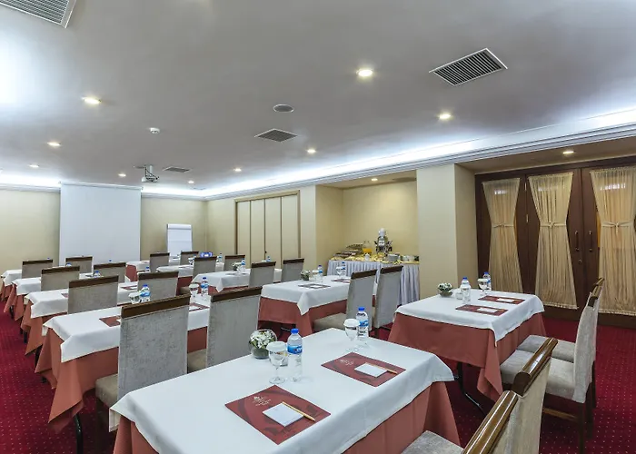 Grand Yavuz Sultanahmet Отель 4*