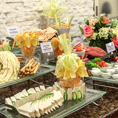 فندق جراند يافوز السلطان أحمد 4*